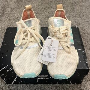 Adidas Star Wars x Wmns NMD_R1 'The Child - Find Your Way'